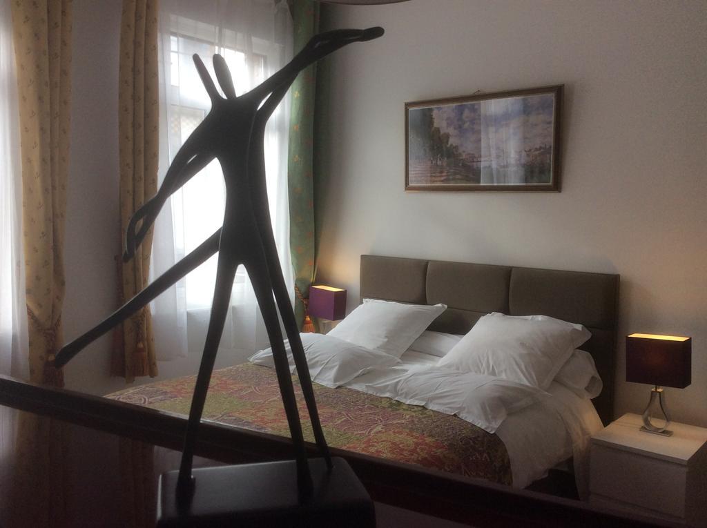 Chambres Et Table D'Hotes La Belle Lensoise Екстер'єр фото