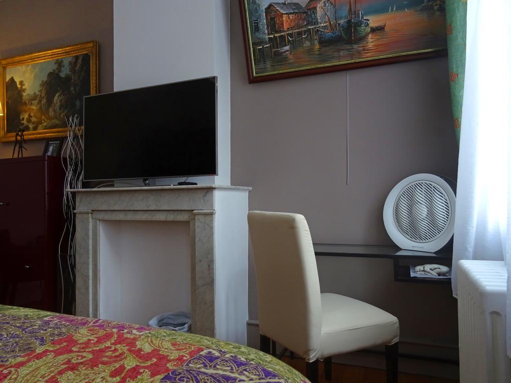 Chambres Et Table D'Hotes La Belle Lensoise Екстер'єр фото